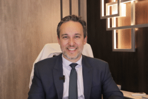 Foto do Urologista referência em HoLEP em Londrina, Dr. Luís Gustavo Toledo.